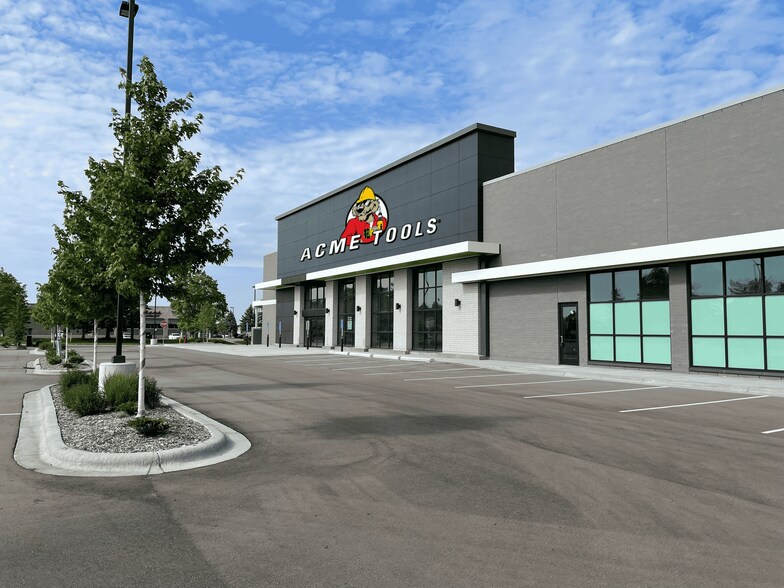 More Photos Of 1271 Yankee Doodle Rd, Eagan Supermarket For Sale