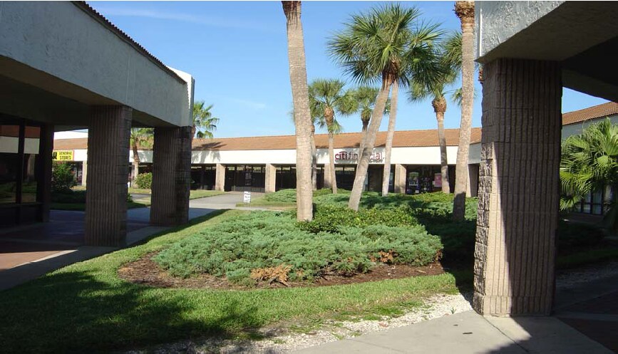 More Photos Of 6463-6501 102nd Ave, Pinellas Park Storefront For Lease