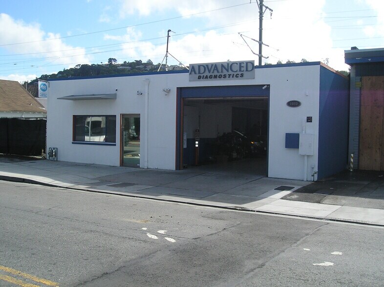 Primary Photo Of 1080 Old County Rd, Belmont Auto Repair For Sale