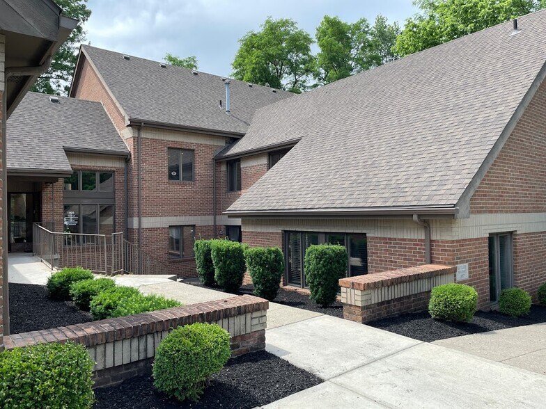 More Photos Of 190 S State St, Westerville Office For Lease