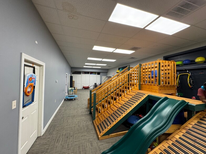 More Photos Of 1751 Dancy Blvd, Horn Lake Office For Lease