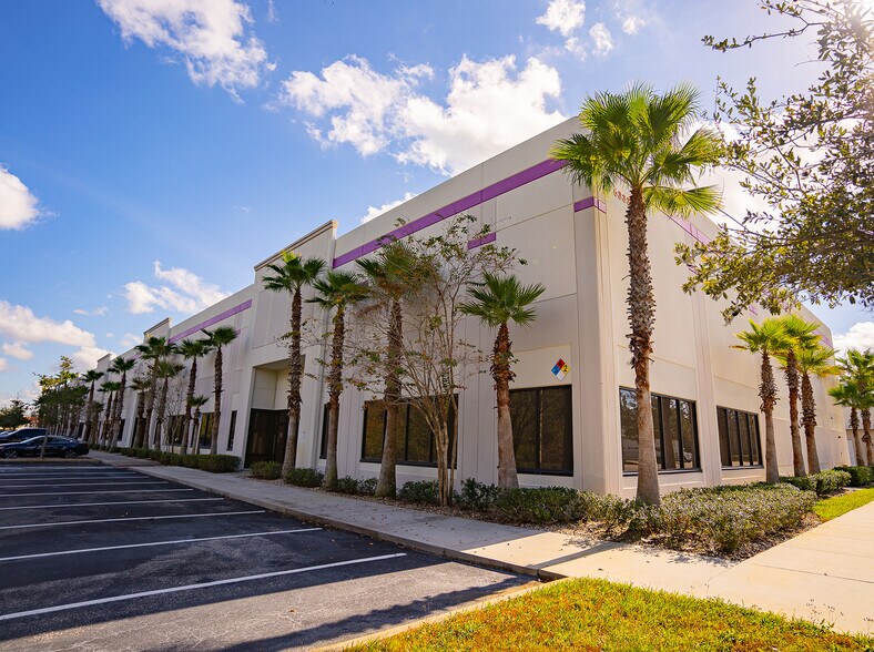 More Photos Of 6333 McCoy Rd, Orlando Warehouse For Sale