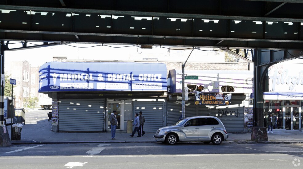 Primary Photo Of 1561 Westchester Ave, Bronx Storefront For Sale