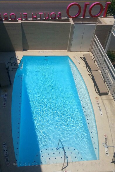 More Photos Of 1010 S Flores St, San Antonio Apartments For Lease