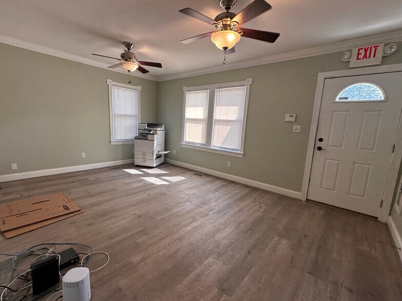 More Photos Of 6924 Fort Smallwood Rd, Baltimore Land For Lease