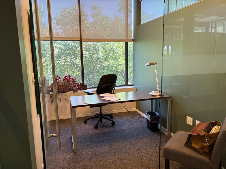 More Photos Of 103-201 University Blvd, Denver Unknown For Lease