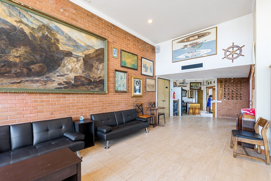 More Photos Of 630 Banyan Beach Dr, Port Aransas Hotel For Sale