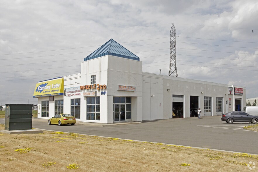 Primary Photo Of 7091 Hurontario St, Mississauga Auto Repair For Lease