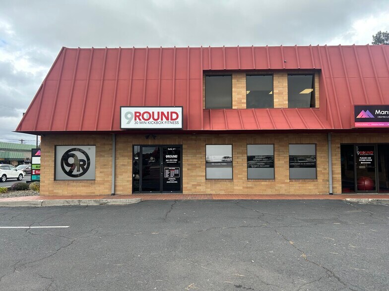 More Photos Of 1404 NE 3rd St, Bend Storefront Retail Office For Lease