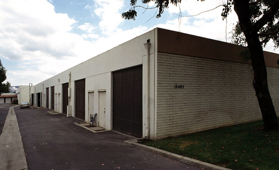 More Photos Of 9624 John St, Santa Fe Springs Unknown For Lease