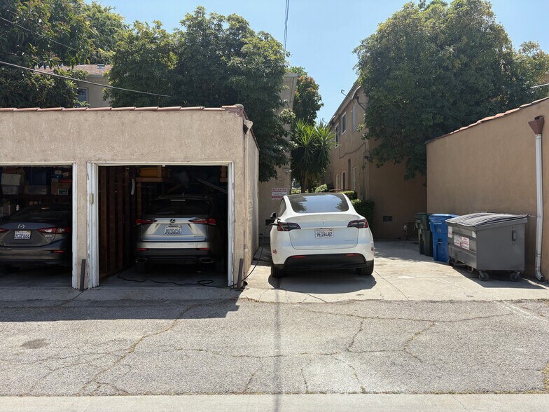 More Photos Of 140 N Pass Ave, Burbank Apartments For Sale
