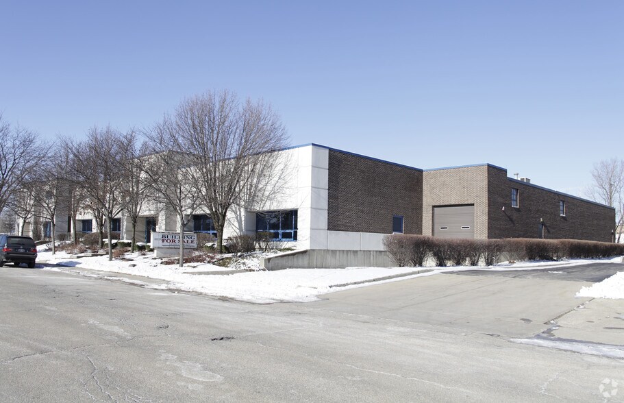 More Photos Of 620-630 Estes Ave, Schaumburg Warehouse For Sale