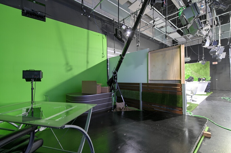 More Photos Of 7770 NW 46th St, Doral Warehouse For Sale