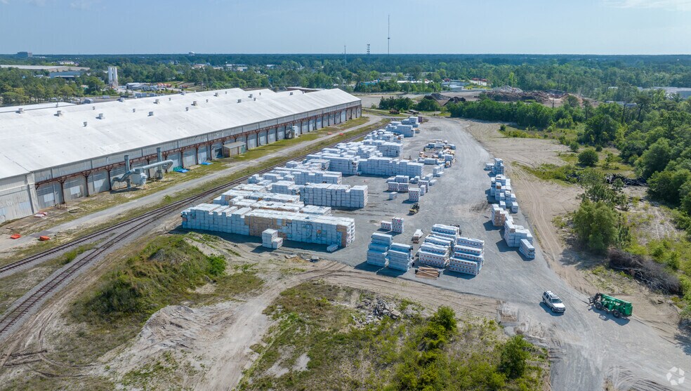 More Photos Of 202 Raleigh St, Wilmington Manufacturing For Lease