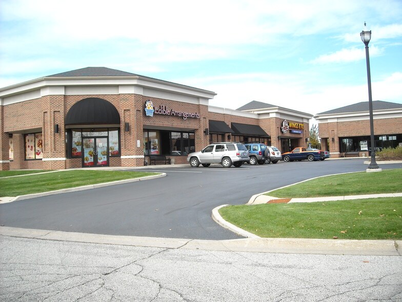 More Photos Of 501-503 Silhavy Rd, Valparaiso Storefront For Lease