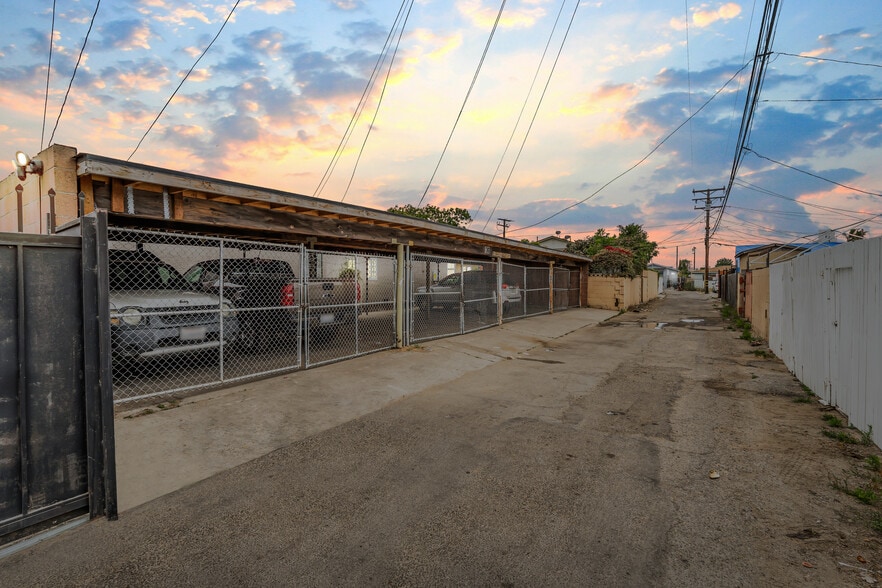 More Photos Of 136 N Garfield Ave, Oxnard Apartments For Sale