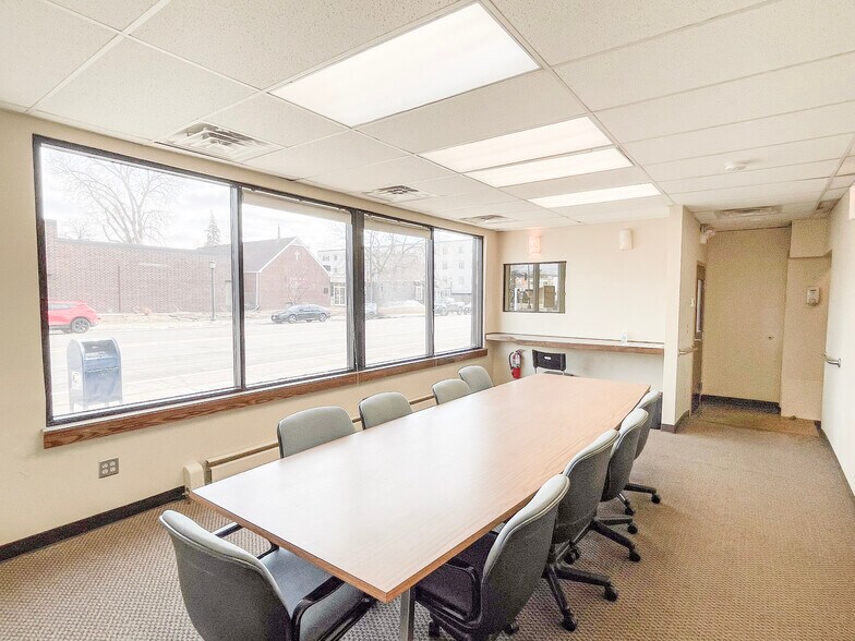 More Photos Of 2628 Central Ave NE, Minneapolis General Retail For Sale