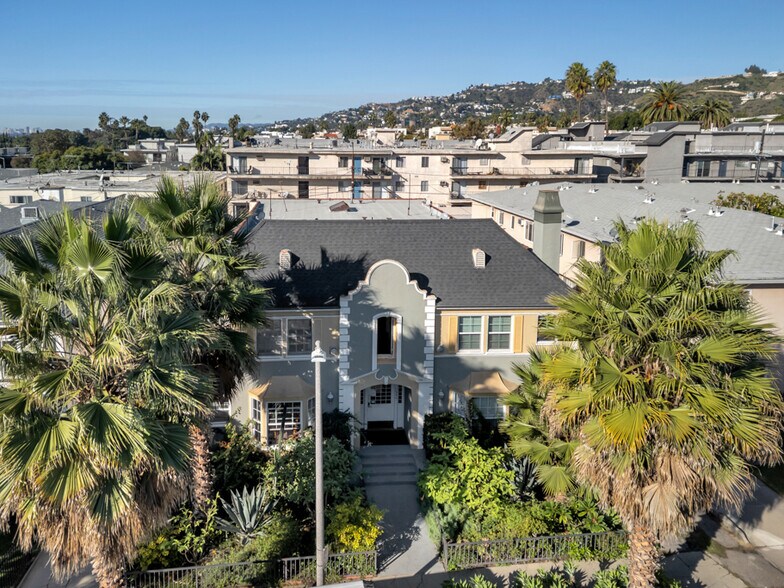 More Photos Of 1331 N Alta Vista Blvd, Los Angeles Apartments For Sale