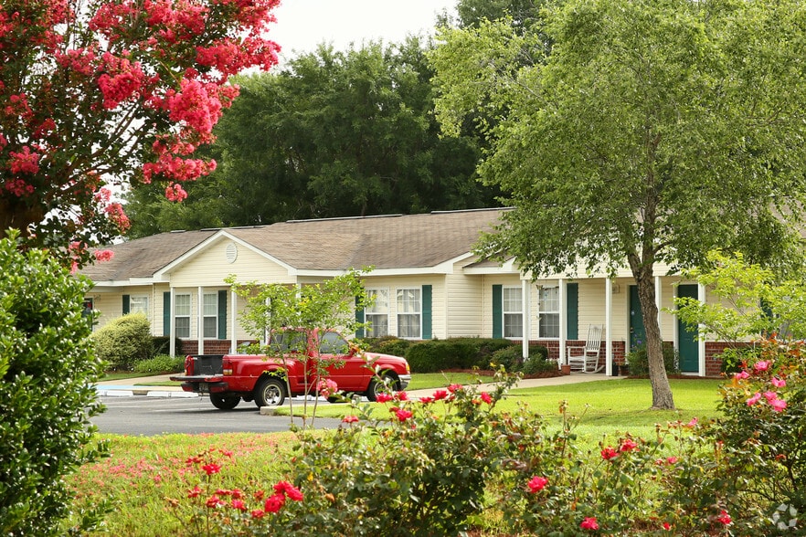 More Photos Of 1601 Radium Springs Rd, Albany Apartments For Sale