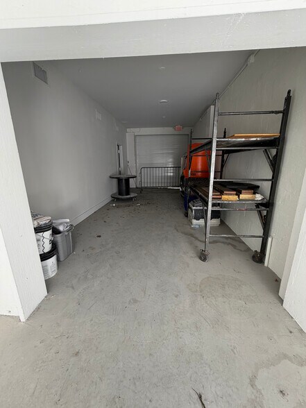 More Photos Of 345 NW 24th St, Miami Storefront Retail Office For Sale