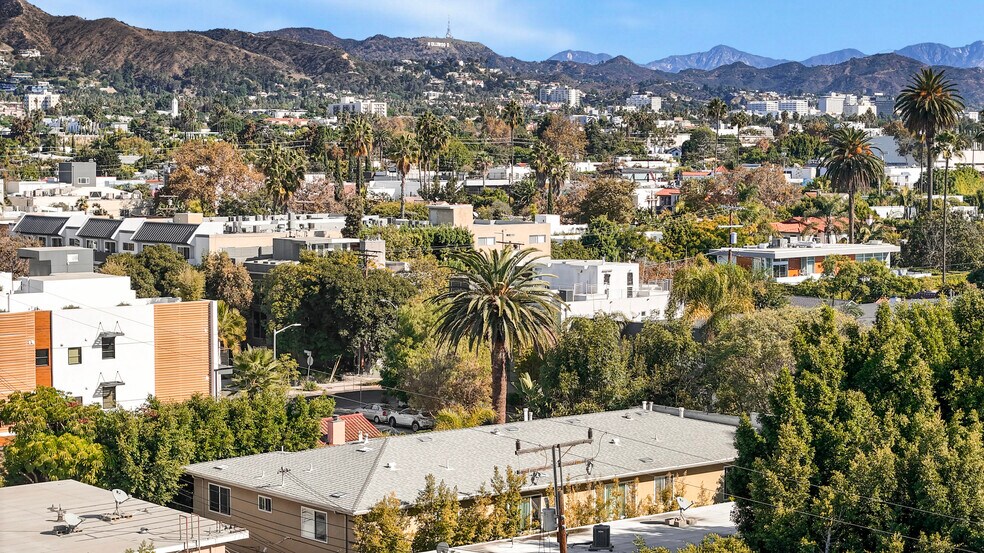 More Photos Of 525 N Sweetzer Ave, Los Angeles Apartments For Sale