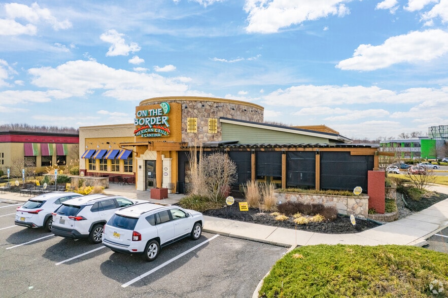 More Photos Of 4160 Church Rd, Mount Laurel Restaurant For Lease