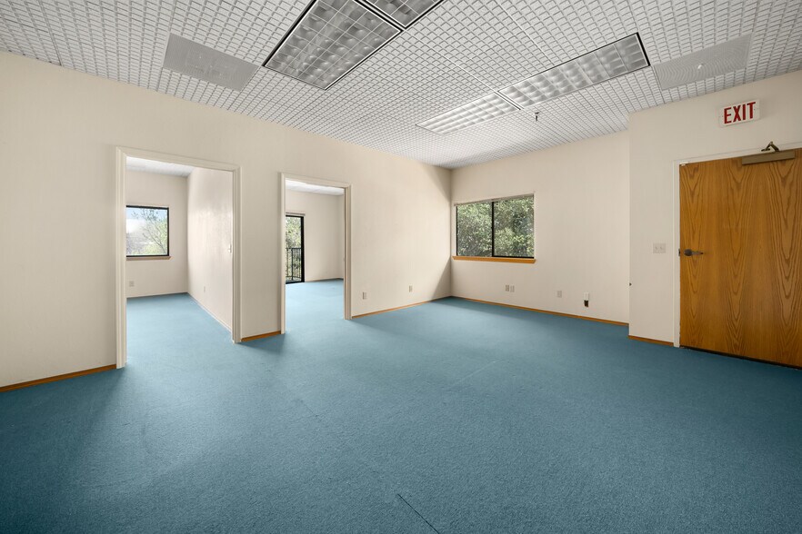 More Photos Of 5805 Capistrano Ave, Atascadero Office For Lease