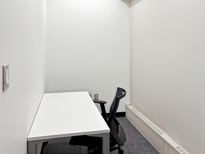 More Photos Of 111 2 Ave S, Saskatoon Coworking Space