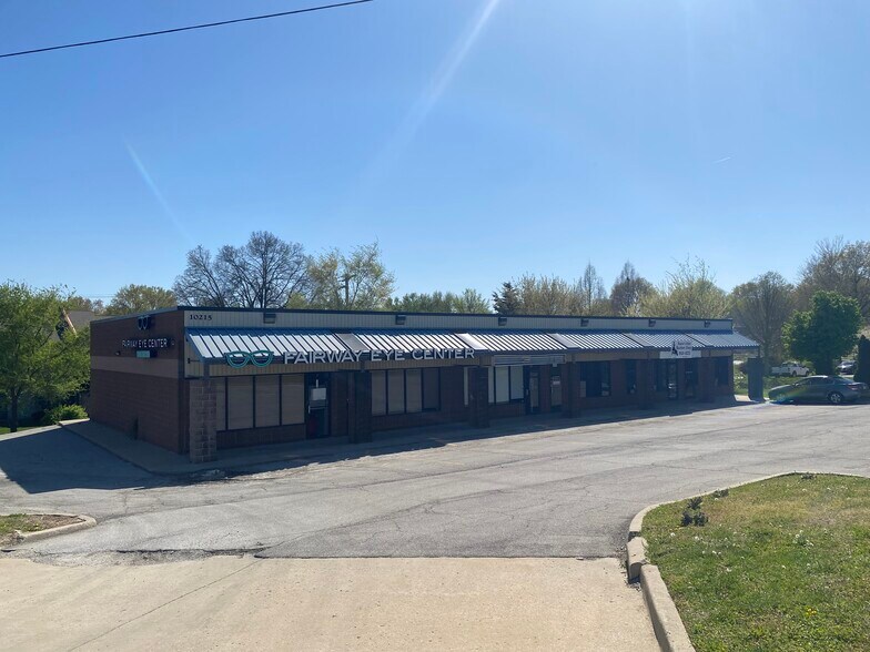 More Photos Of 10215 E 350 Hwy, Raytown Unknown For Lease