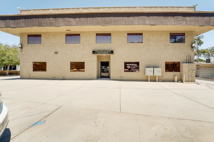More Photos Of 1344 W 6th St, Corona Office For Sale