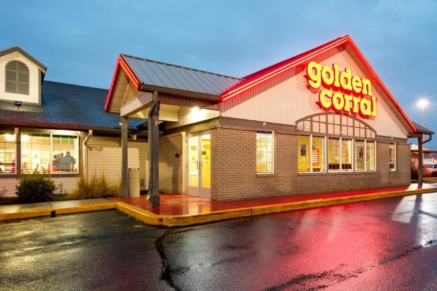 More Photos Of 160 S Marlin Dr, Greenwood Restaurant For Sale