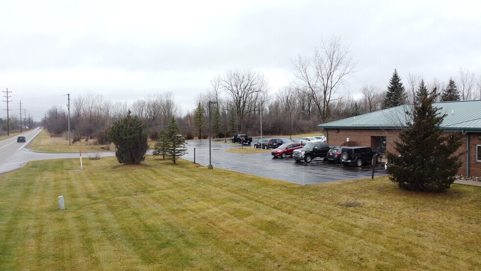 More Photos Of 1835 Treanor St, Saginaw Rehabilitation Center For Sale