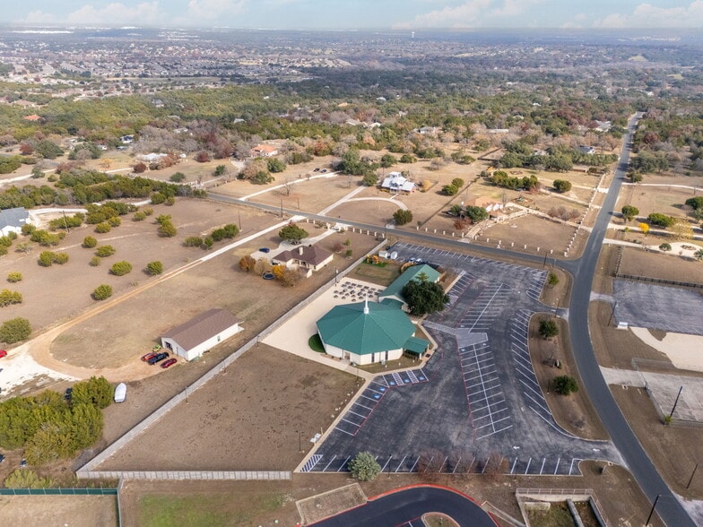 More Photos Of 6600 S Lakewoods Dr, Georgetown Specialty For Sale