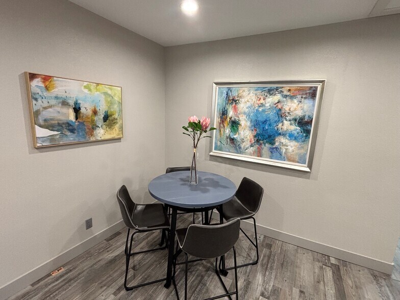 More Photos Of 515 Jerry St, Castle Rock Office For Sale