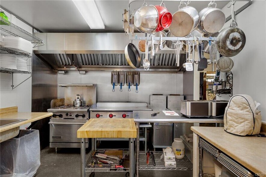 More Photos Of 2468 County Route 6, Hammond Hotel For Sale