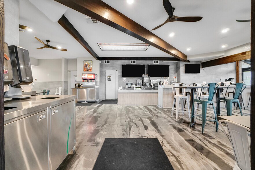 More Photos Of 1925 S El Camino Real, San Clemente Restaurant For Sale