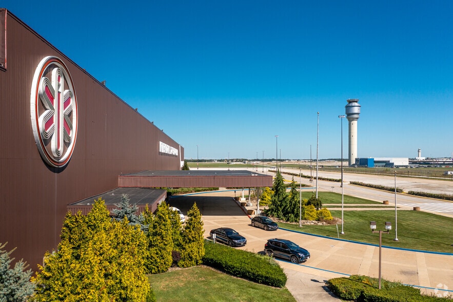 More Photos Of 6200 Riverside Dr, Cleveland Warehouse For Lease