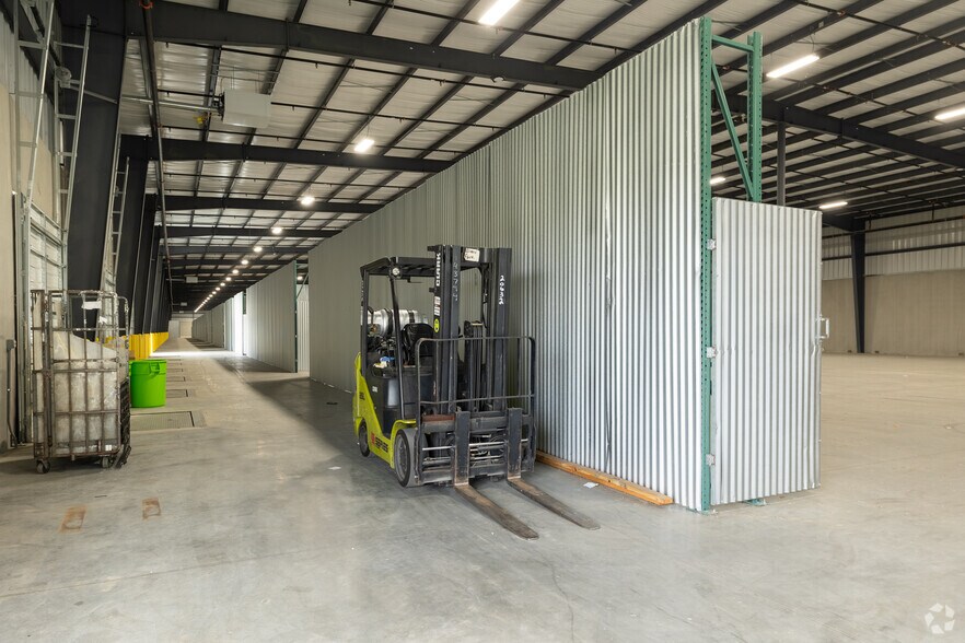 More Photos Of 251 Morgan Lakes Industrial Blvd, Pooler Industrial For Lease