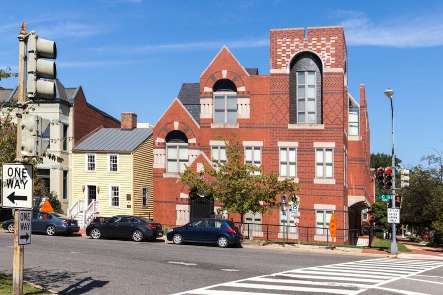 More Photos Of 518 C St NE, Washington Office For Sale