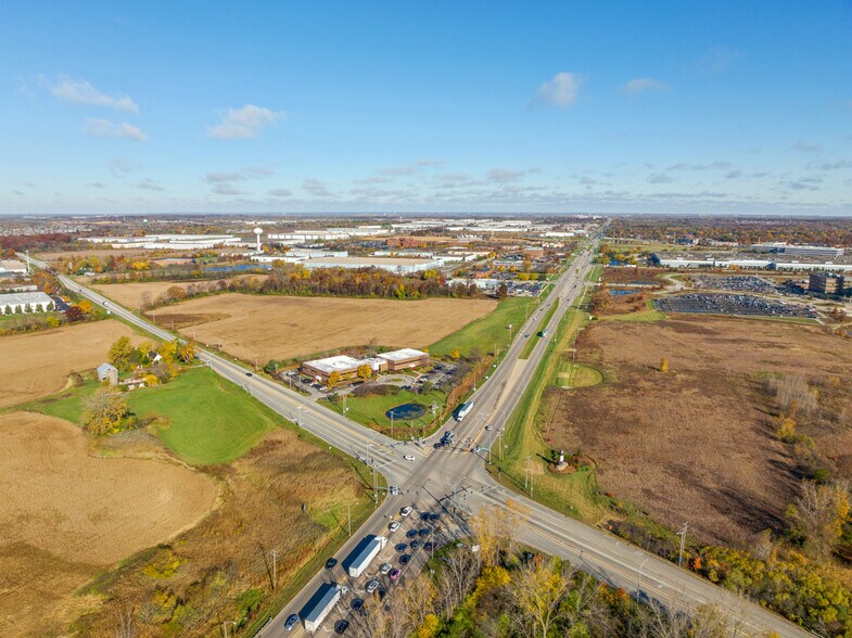 More Photos Of 2400 Big Timber Rd, Elgin Office For Sale