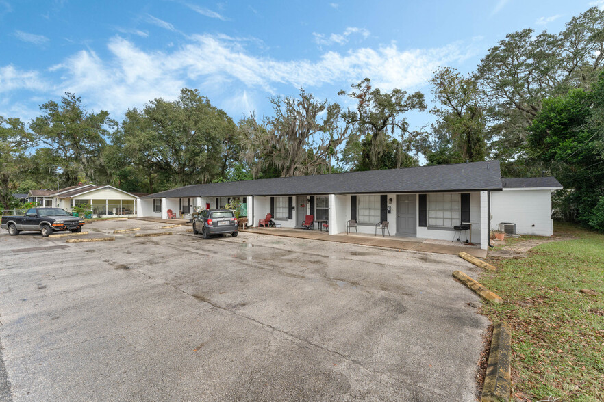 Primary Photo Of 333 S Osceola St, Deland Apartments For Sale