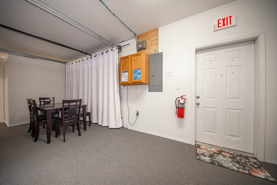 More Photos Of 2419 Broadway St, Mount Vernon Office For Sale