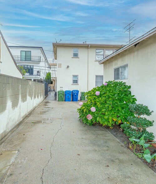 More Photos Of 1814-1820 Sawtelle Blvd, Los Angeles Flex For Sale