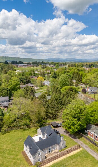 More Photos Of 8789 Seneca Trail South, Ronceverte Office For Sale