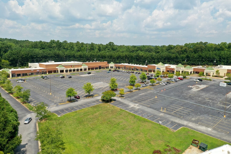 Primary Photo Of 7984-8044 Rockbridge Rd, Lithonia Storefront For Lease