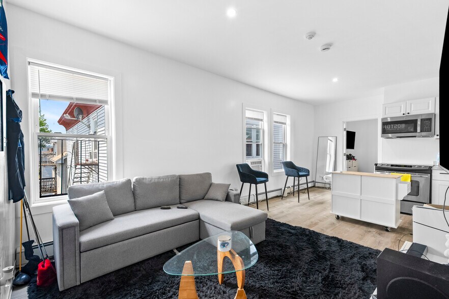 More Photos Of 116 Foundry St, Central Falls Apartments For Sale