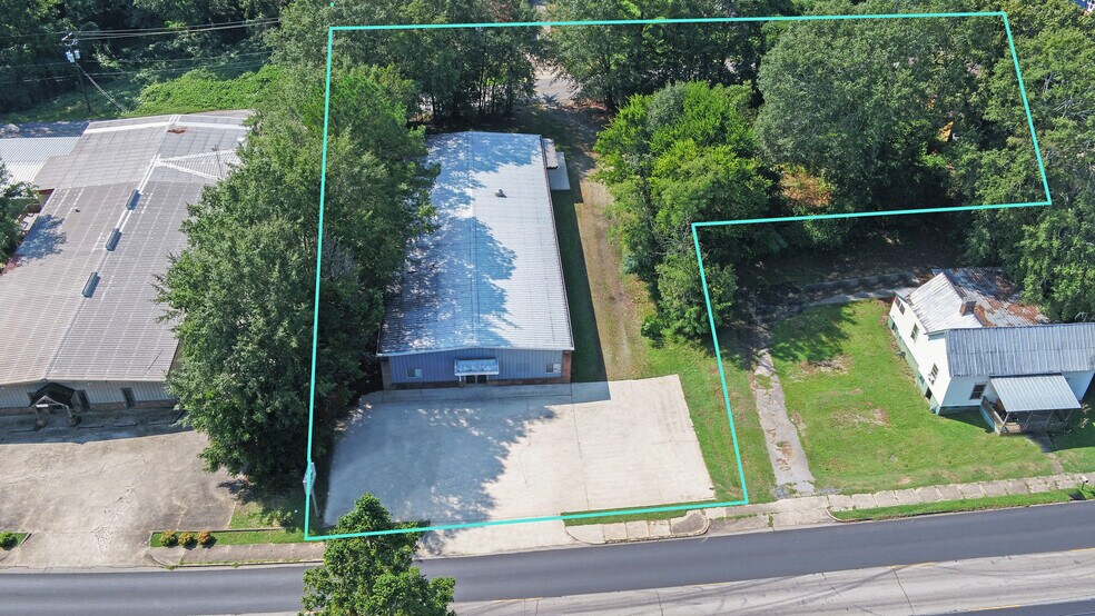 More Photos Of 250 E Currahee St, Toccoa Warehouse For Sale