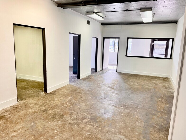 More Photos Of 245 E Adams St, Jacksonville Loft Creative Space For Lease