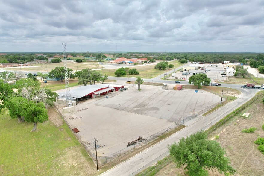 More Photos Of 1200 Bensdale Rd, Pleasanton Warehouse For Lease