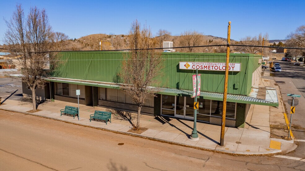 Primary Photo Of 357 E Main St, Klamath Falls Storefront Retail Office For Sale